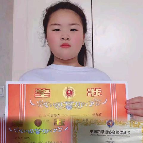 自带阳光的孩子 ——九5班  杨淑然
