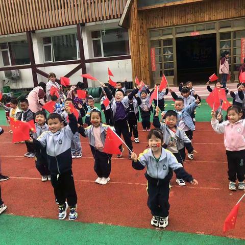 月圆映中秋，童心庆国庆🇨🇳