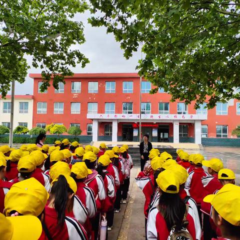 读万卷书、行万里路、践万个岗——城赵镇第一中心小学参观消防队、检察院活动纪实