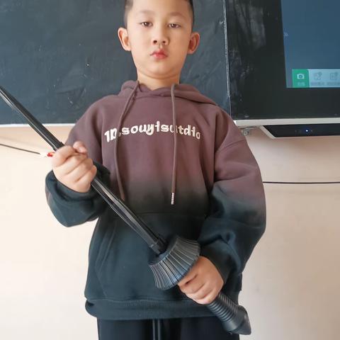 “金猴飞跃”班二年级语文第三单元《我最喜爱的玩具》优秀写话习作展示