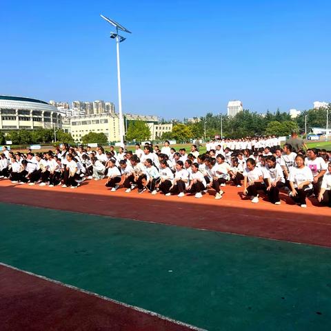 鲜衣怒马正青春，英姿飒爽铸军魂——县直中学七年级“梦之队”2.0国防教育活动纪实