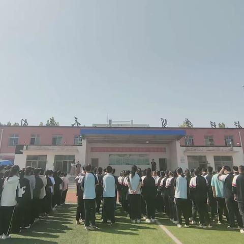 奋发拼搏，团结共进——尖字沽中学趣味活动之拔河比赛