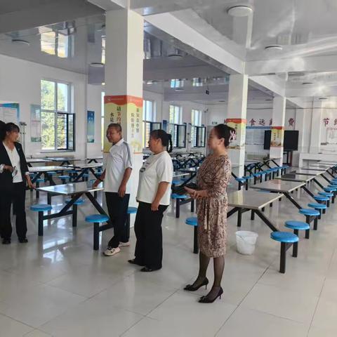 白辛中学校园食品安全升级行动