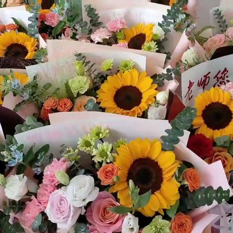 躬耕教坛  强国有我——崇信县龙泉学校开展庆祝第39个教师节团建活动
