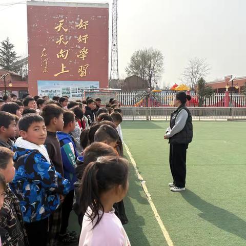 许道小学开展消防演练 共筑校园安全网