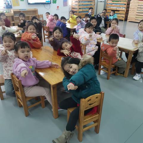 幼儿园的快乐生活——国风幼儿园百树班一周回顾