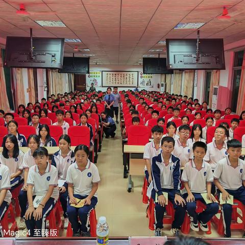 ”树立法律意识 走好青春第一步”  文昌市人民检察院法治进校园活动