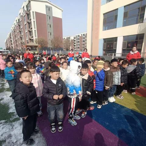 🌈普睿迪幼儿园🏠     🌸大二班👶🏻 ✨⑥月份第②周成长记录👣