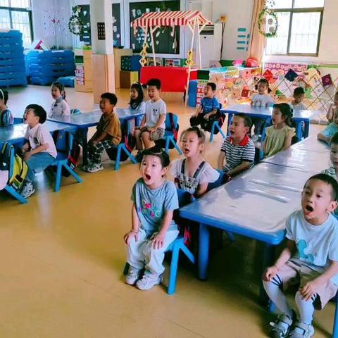 ✨“玩”美盛夏，“暑”你精彩—彩虹一班本周片段回顾