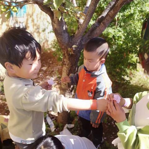 开心小艳的简篇