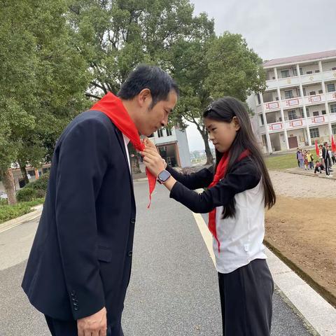 古县小学2023年秋学期少先队入队仪式