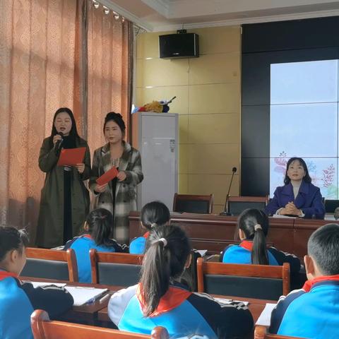 “英”你精彩，“笔”下生花！ ----记孙铁铺一小3—5年级英文书写大赛活动