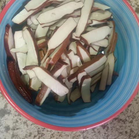 香干炒肉的制作过程