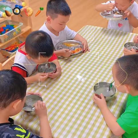 童想幼儿园2023-2024学年度第一学期九月记录