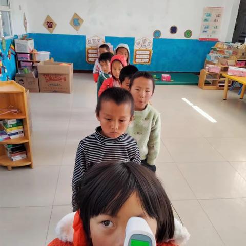 幼儿园的快乐生活—箐花幼儿园一周回顾