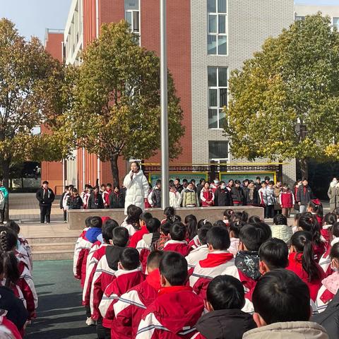 增强防火意识，提高自防自救能力—许昌市瑞昌路小学应急疏散演练