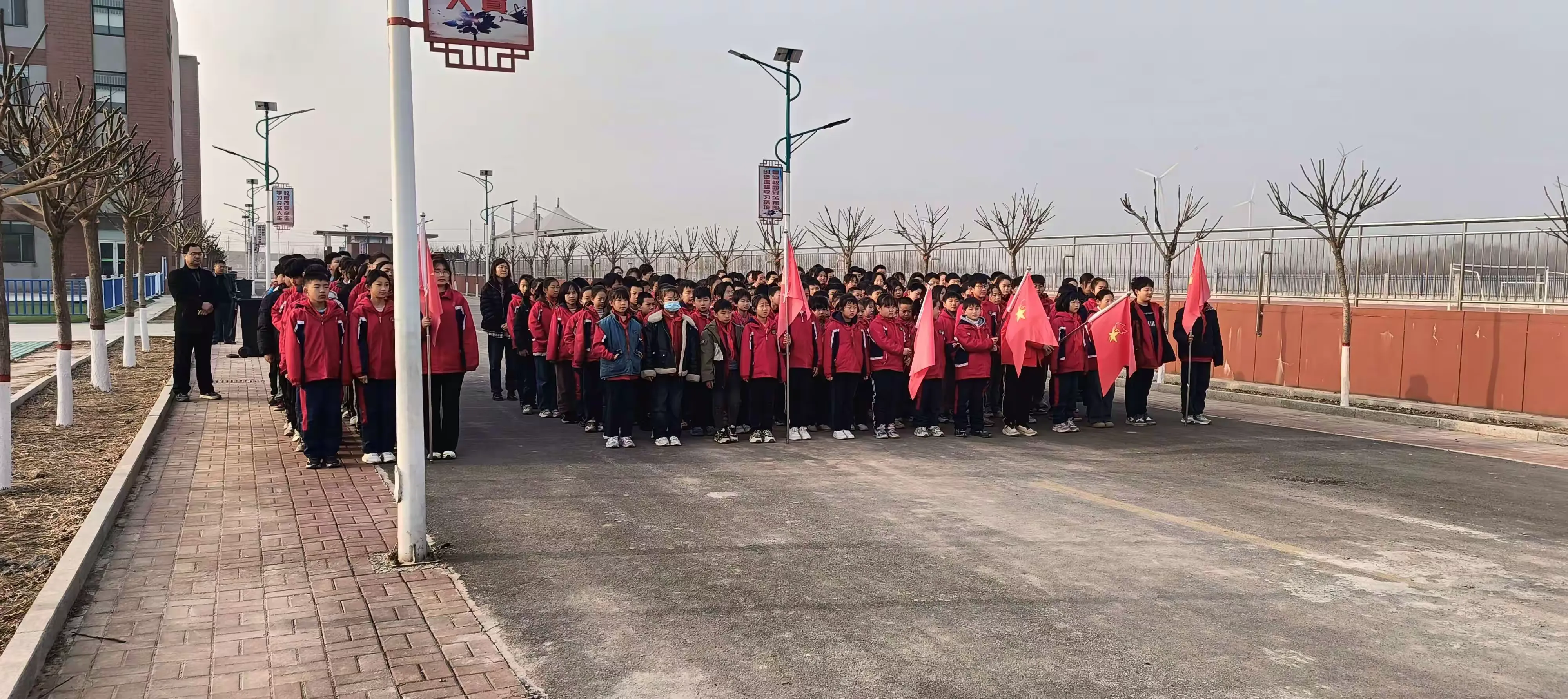 简篇-播种希望 收获未来——流坡坞镇中心小学东校区植树节劳动实践德育活动