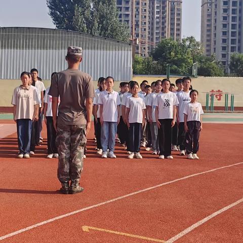 无汗水，不青春；有热血，绽芳华！ ——轵城镇实验中学七（9）班素质拓展训练剪影