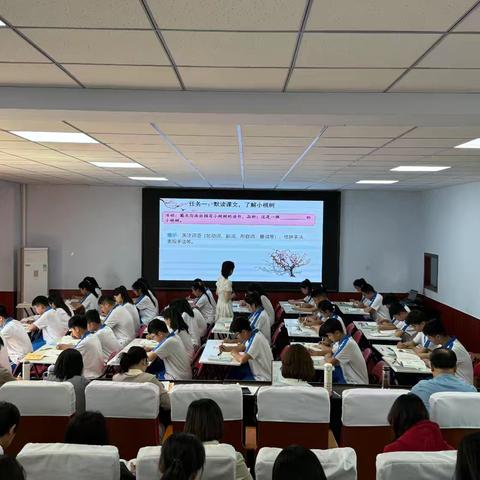 【和合四十·和谐教研】人间最美四月天，阅读课堂展新颜——语文主题学习项目组专家入校指导活动纪实