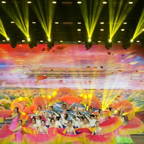 【童心映日庆华诞 红鹰击空向苍穹】视频篇——热烈庆祝中国共产党建党104周年暨空军长飞幼儿园2025届毕业盛典