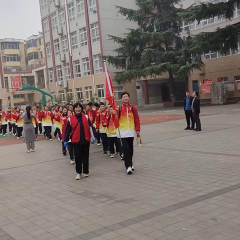 劳动点亮生活，实践淬炼成长 三门峡市第二中学七15班研学记