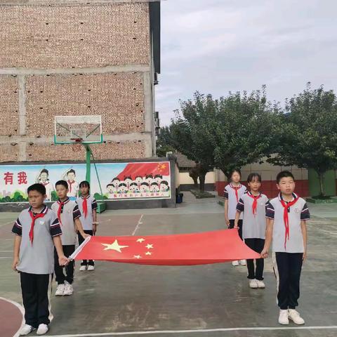 【集贤镇中心小学】教师节里话团圆    中秋月下颂诗情——第二周升旗仪式活动纪实