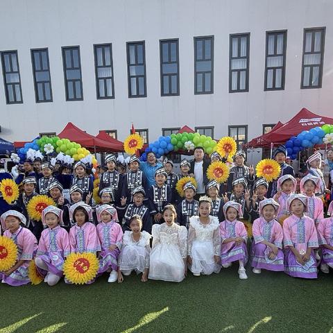 民族盛会，青春飞扬——五年八班运动会风采