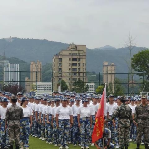 高一10班军训周记-