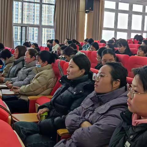 教师教育森林的觉醒：从精英选拔到生态共荣