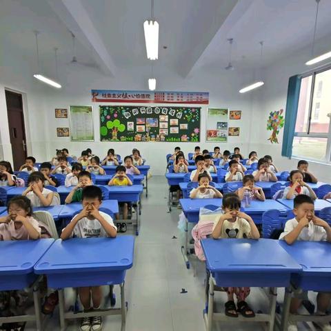 点亮“睛”彩未来!——驻马店市东祥小学“全国爱眼日”主题教育活动纪实