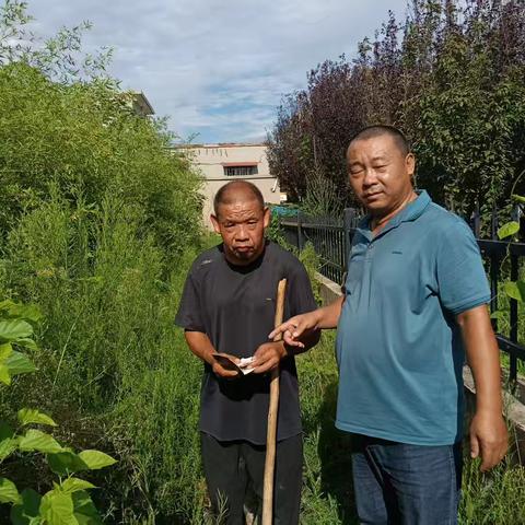 公交驾驶员拾金不昧：平凡岗位的温暖坚守