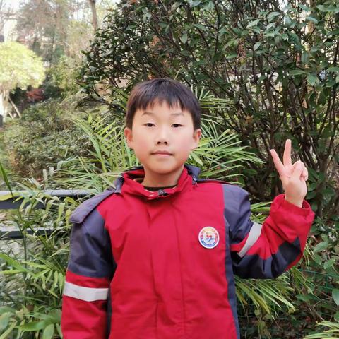 志在青云上，青春不负时