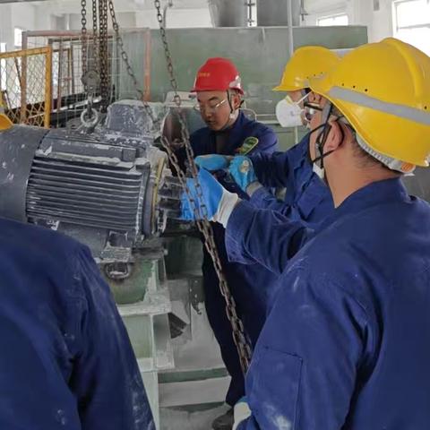 检修工作，千头万绪，安全在先。