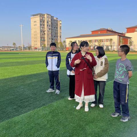 让心灵沐浴阳光，让快乐充溢胸膛——记万年县第五中学心育室开展心理健康团辅活动