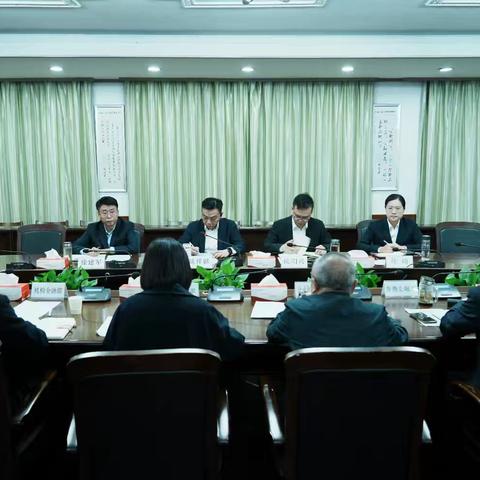 孝感分行召开2024年下半年安全生产暨自助银行安全防范技能培训会