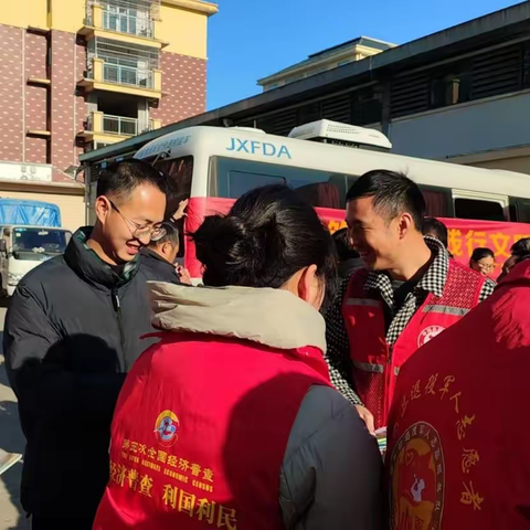 让垃圾分类的新观念引领居民生活新风尚