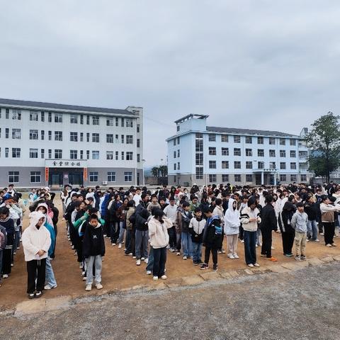 霜已白，益当奋楫向中流 临湖中学第十三周值周总结