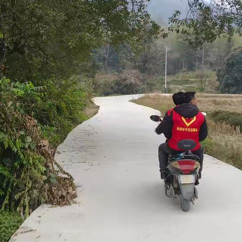 【朱田村文明实践站】深入开展森林防火巡查宣传活动筑牢田间地头“安全网”