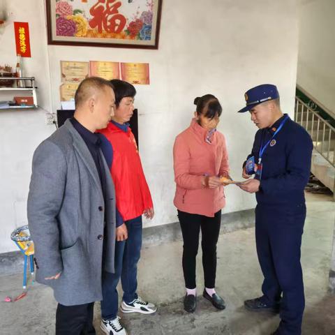 【文明实践“零距离” 安全守护“暖民心”】——朱田村开展用火用电安全宣传入户行动