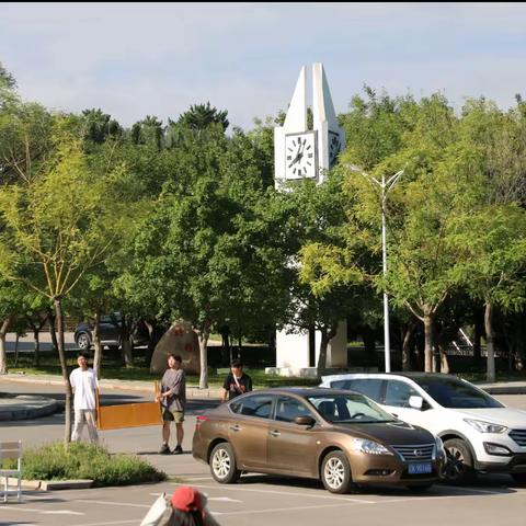 沈阳工业大学辽阳分校迎新生