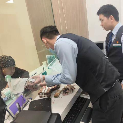 残损币兑换解烦忧 ﻿暖心专业显真情