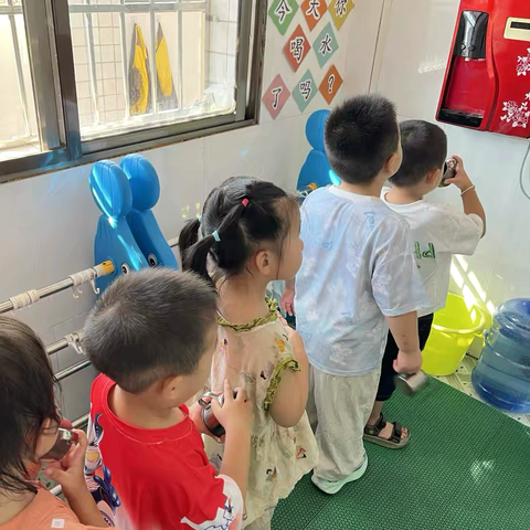 “入园第一天！成长一大步”寸石镇中心幼儿园小班开学美篇