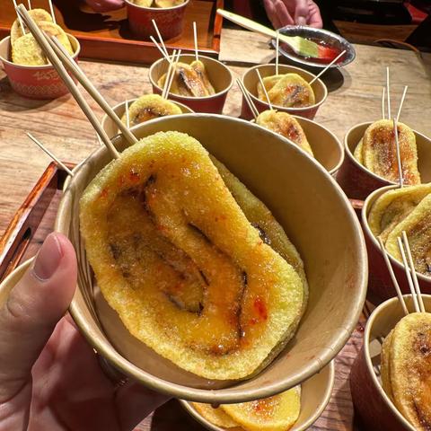 冯子轩尝遍西安美食