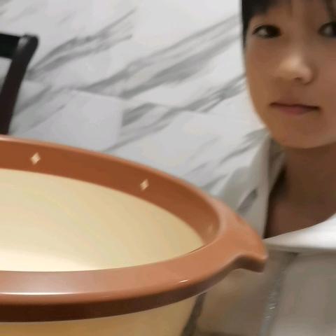 游动的"小鱼"