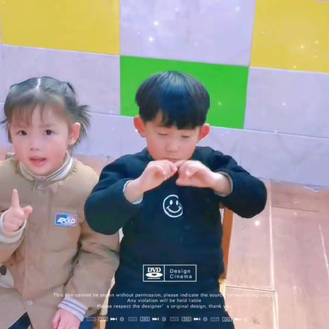 元气满满的一周🥳享受童年不一般的乐趣🌟是简简单单的快乐❤️时间就像奔驰的小马车🌈一转眼一周又结束了～