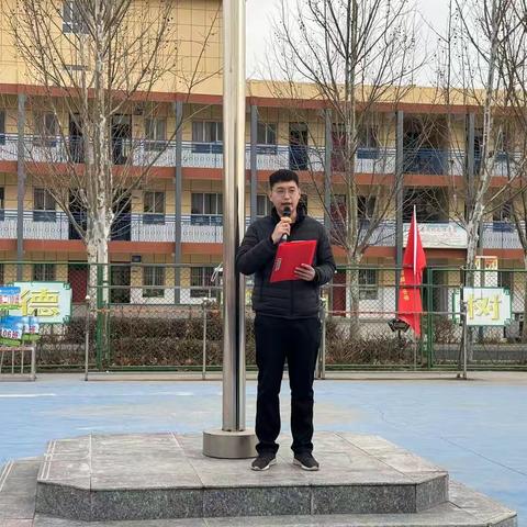 提高法治素养  守护健康成长——区二中开展法治教育系列宣传活动