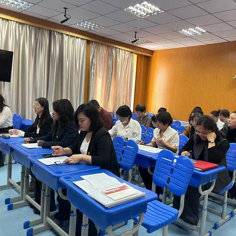 青禾育梦，党辉伴童行——牙二小党支部扎实开展组织生活会，凝聚奋进力量