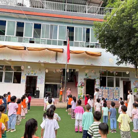 “感恩父亲节”  ——勐腊县勐远开心宝贝幼儿园父亲节主题活动