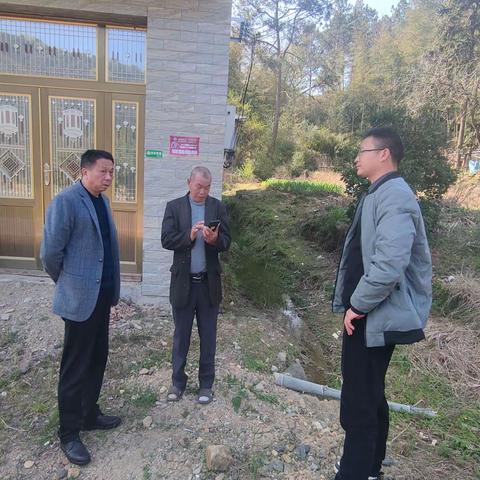 真情家访践初心 控辍保学担使命——漆工中学流生劝返活动纪实