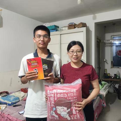 2025年暑假家访：家校携手共筑成长安全网